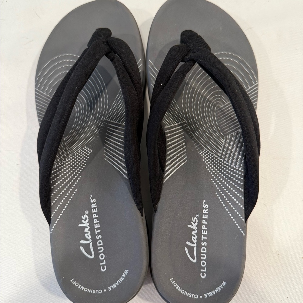 Clarks Cloudsteppers Black and Gray Sandals